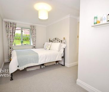 2 bedroom terraced house to rent - Photo 3