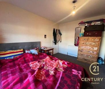 The Crossways Hounslow, TW5 - Photo 6