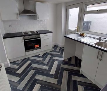 Room Available- Darlington - Photo 1