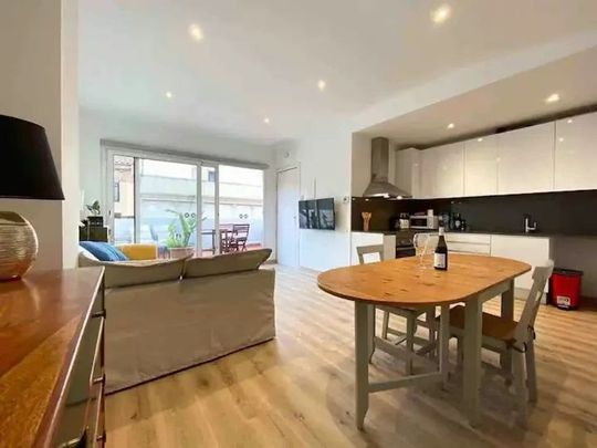 Carrer de Cerdanyola, Barcelona, Catalonia 08028 - Photo 1