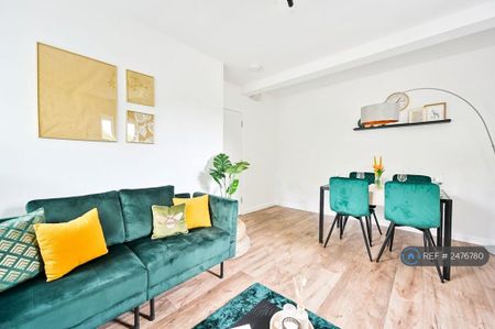 1 bedroom flat to rent - Photo 5