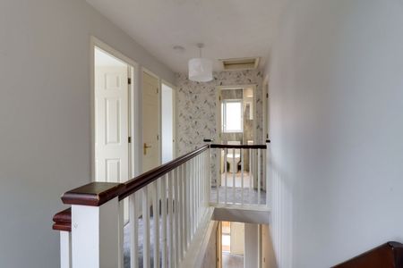 4 Bedroom - Photo 3