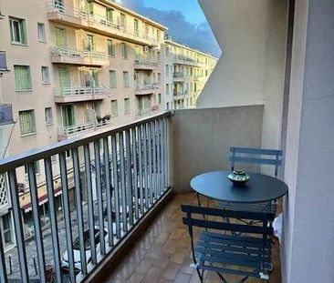 Appartement T1 moderne à Bastia, tout équipé - Photo 2