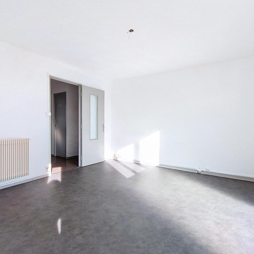 Location Appartement 3 pièces 59m² PERPIGNAN 66000 - Photo 1