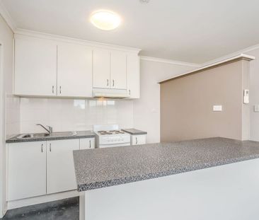 57/5 Crest Road, Queanbeyan, NSW 2620 - Photo 5