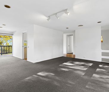 14 Townsend Avenue, Frenchs Forest NSW 2086 - House For Rent | Domain - Photo 4