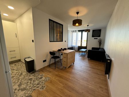 "LE LARICHOIS" - Location Appartement la riche : 38.02 m2 - Photo 2