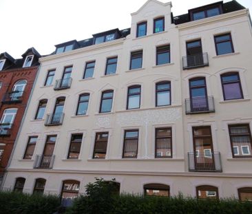 Traumwohnung im Altbau mit drei Zimmern - Foto 6