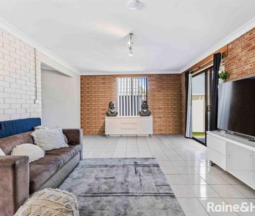 Coastal Family Home with Flexible Living in Prime Mollymook Location! - Photo 3