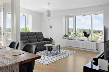 Borgarfjordsgatan, Kista - Photo 3