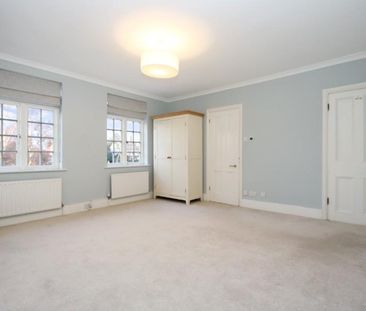 Weston Green, Thames Ditton, KT7 - Photo 6