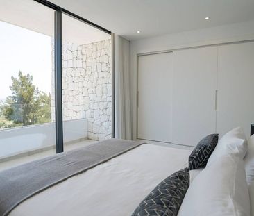 Luxury Villa for rent in Benahavís, Andalusia - Photo 1