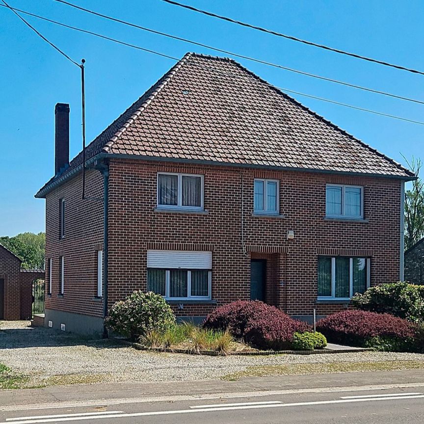 Huis met drie slaapkamers in Chièvres - Photo 1
