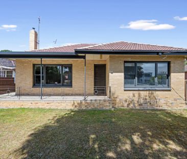 14 Nish Street, Flora Hill - Photo 1