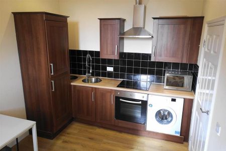 2 bedroom apartment to rent - Photo 3