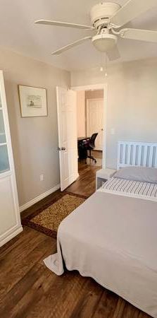 Sunny, spacious main floor one bedroom apartment - Hamilton, ON - Hami - Photo 1