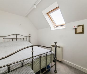 West Street, Axminster - Photo 1