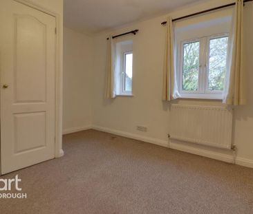 2 bedroom semi-detached house to rent - Photo 3