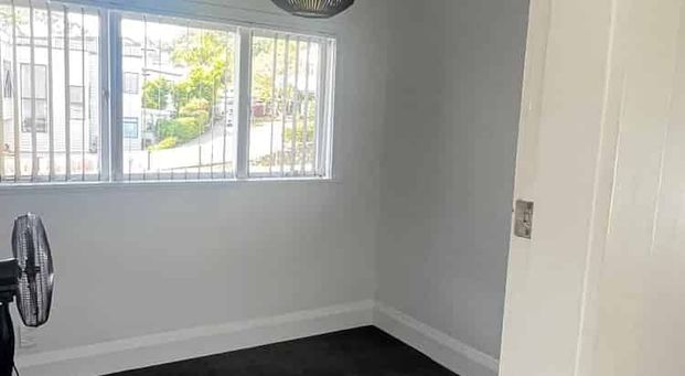 2 bedroom apartmen in Mount Eden - Photo 1