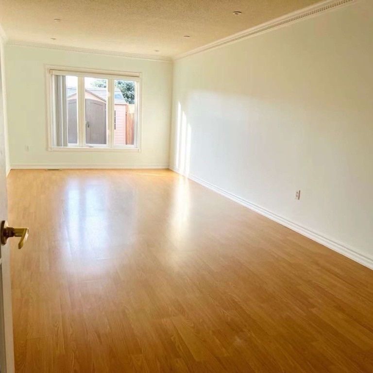 For Lease - 22 Angela Court, Markham, Ontario - Photo 1