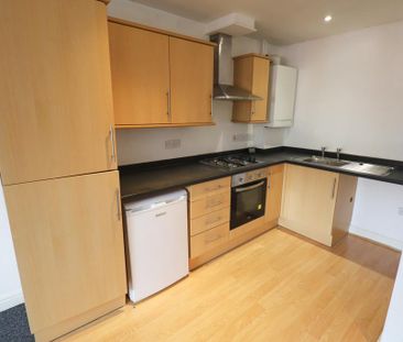 2 bedroom maisonette to rent - Photo 2