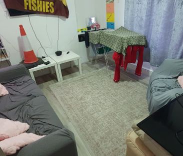 8 Letty Street, Cathays, Cardiff, CF24 4EJ - Photo 3