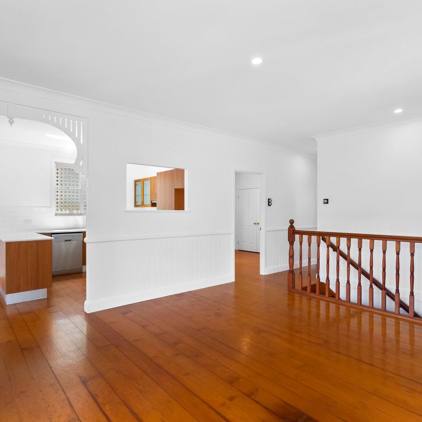 17 Bellavista Terrace, Paddington QLD 4064 - House For Rent | Domain - Photo 1