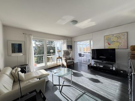 FAMILY-FRIENDLY WITH LOTS OF SPACE AND ROOM TO ROAM! - Photo 5