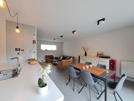 Moderne woning met 3 slaapkamers, tuin en garage! - Foto 5