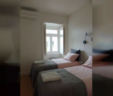 2-bedroom apartment for rent in Lisbon - Photo 3