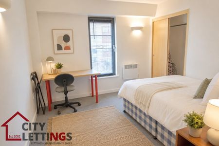 2 Bedroom Ground Floor Flat - Photo 3