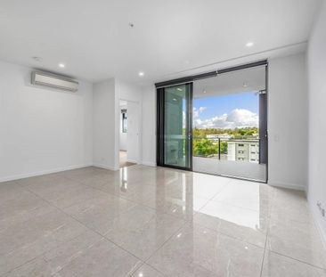 2 bedroom 2 bathroom unit - Photo 1