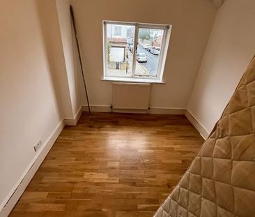 Room in a Shared House, Melrose Avenue, SW16 - Photo 4