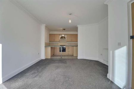 Milton Road, Southsea, PO4 - Photo 2