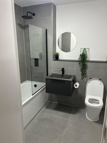 2 Bed Flat, Ordsall Lane, M5 - Photo 3