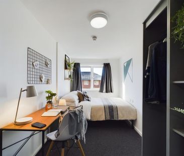 1 bedroom in a house share to rent - Photo 4