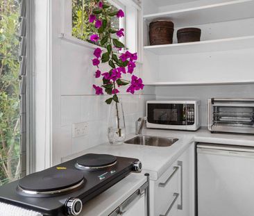 Clean,cozy, convenient! - Photo 2