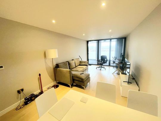 1 bedroom flat to rent - Photo 1