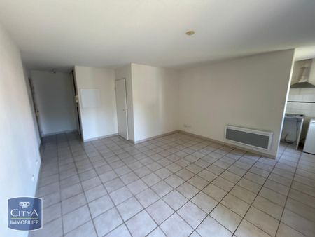 Location Appartement 2 pièces 45m² GRAULHET 81300 - Photo 5