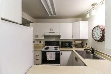 For Lease - 4 Trafalgar Road Unit# 4, Collingwood, Ontario - Photo 4