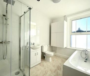 2 bedroom house to rent - Photo 2