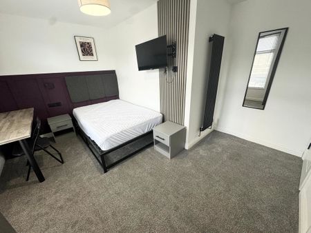 1 Bedroom Shared House - Photo 2