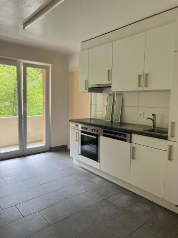 2.5 Zimmer, 70 m², 3. Stock - Foto 2