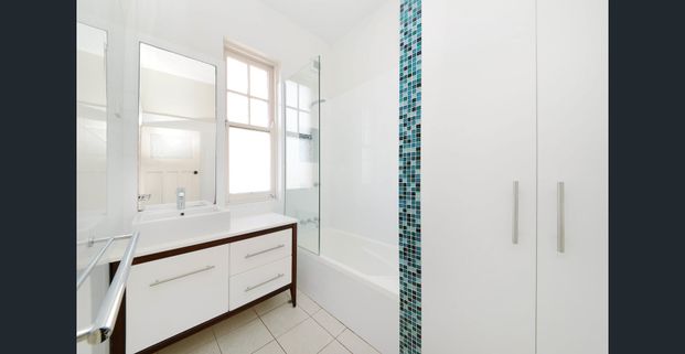 Coastal Living, Moments To Coogee Beach - Photo 1