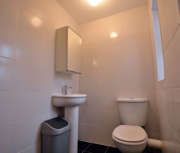1 bedroom property to rent - Photo 3