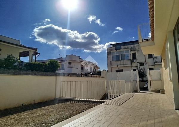 Porzione di bifamiliare in affitto