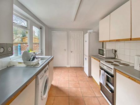 5 bedroom house share to rent - Photo 5