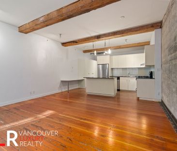 Condo in Downtown Vancouver, BC - Photo 1