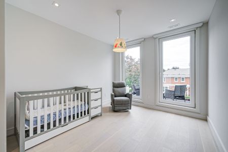 For Lease - 151 Dewbourne Avenue, Toronto, Ontario - Photo 5