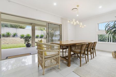 Beautiful Family Home - Photo 4